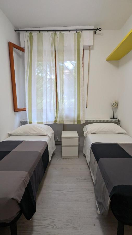 Splash House Tirrenia Bagian luar foto